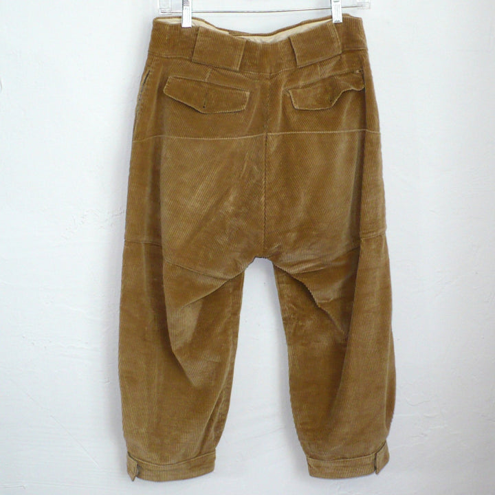 1980s Women's Vintage Cord Climbing Knickers Sportswear.