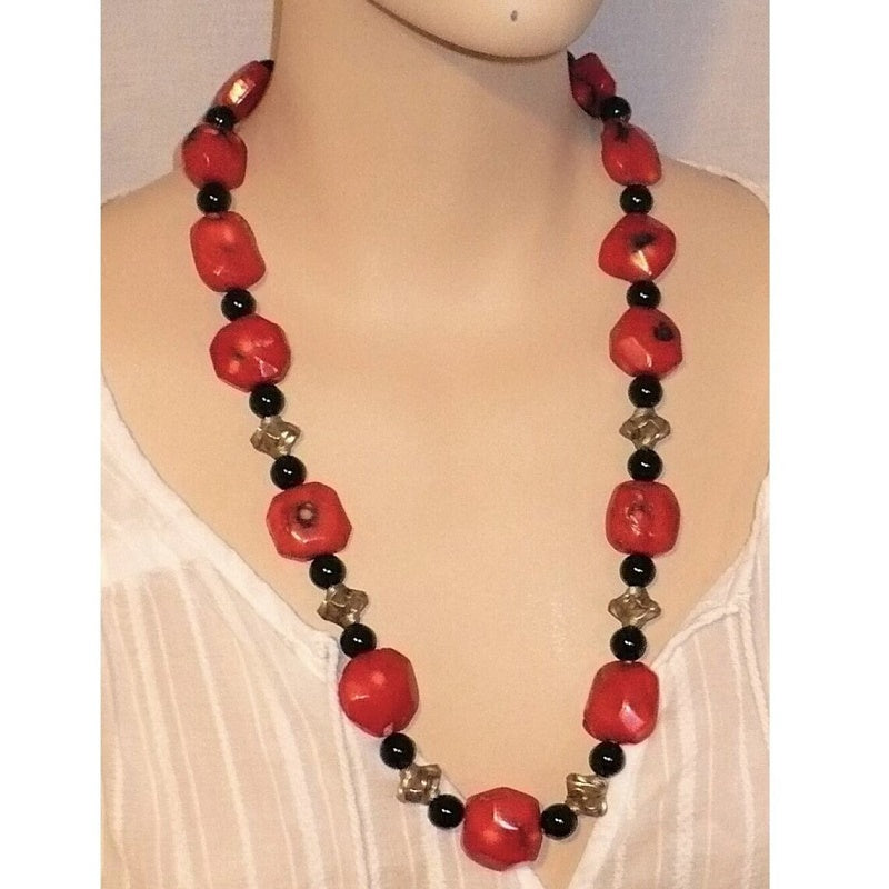 1970s Vintage Red Coral & Onyx Chunky Beaded Necklace